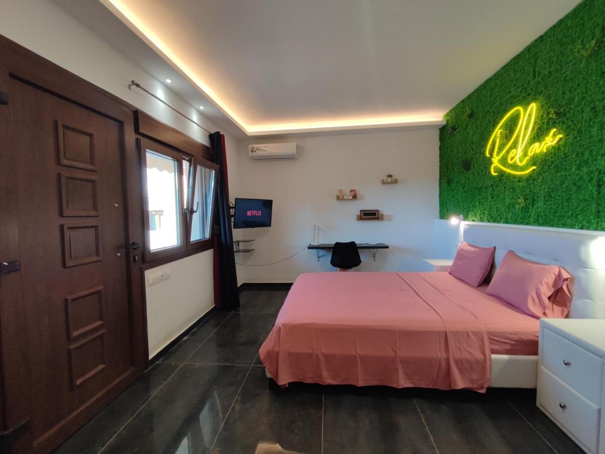Theasis 4 Luxury Studio With Sea View Neos Marmaras Exterior photo