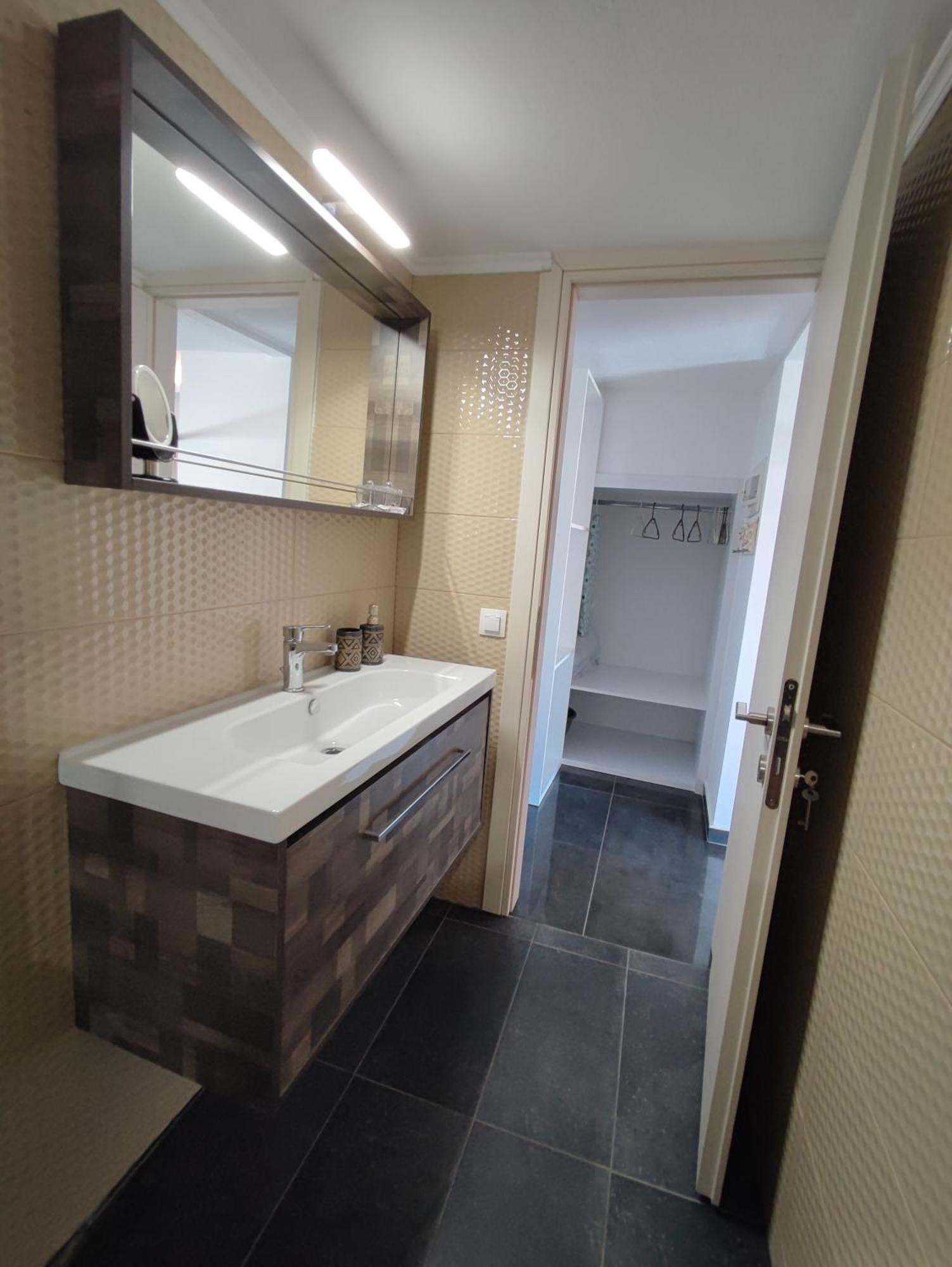 Theasis 4 Luxury Studio With Sea View Neos Marmaras Exterior photo